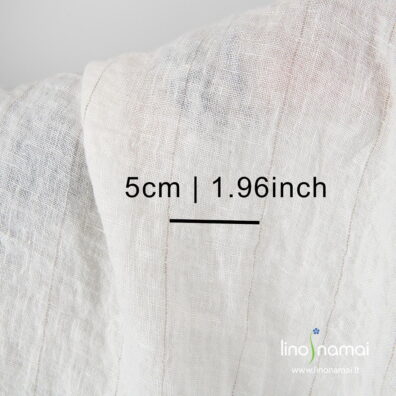 Balta lininis audinys pilkai dryžuotas, permatomas, skalbtas, minkštas