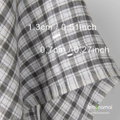 Rusvai languotas lino audinys, skalbtas specialiu būdu