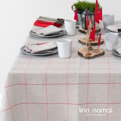 Lino - medvilnės staltiesė pilkais, raudonais, baltais langeliais