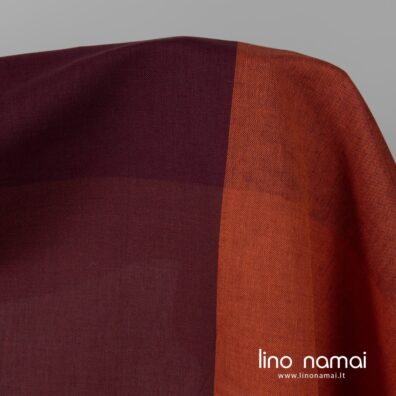 280cm pločio lino - medvilnės audinys tamsiai raudonomis, oranžinėmis juostomis