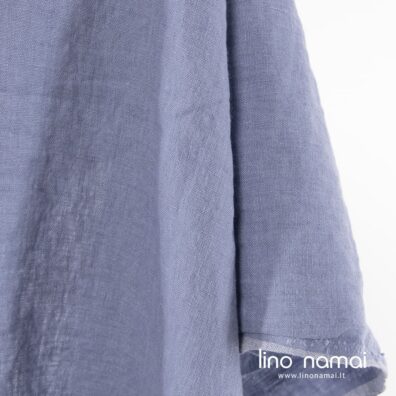 Lininis šviesiai mėlynas audinys, skalbtas