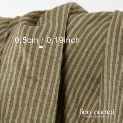 Žaliai dryžuotas lino audinys