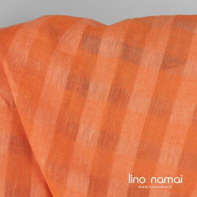 Lininis permatomas oranžinis audinys užuolaidoms, šalikams