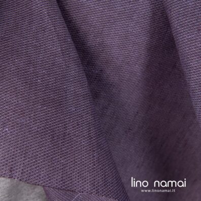 Violetinis lino audinys