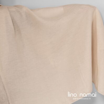 Lininis audinys smėlio spalvos