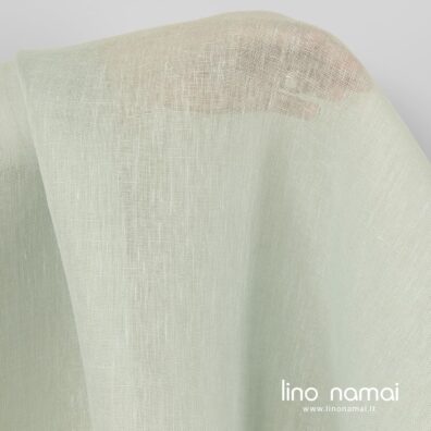 Retas lengvas žalsvas lininis audinys