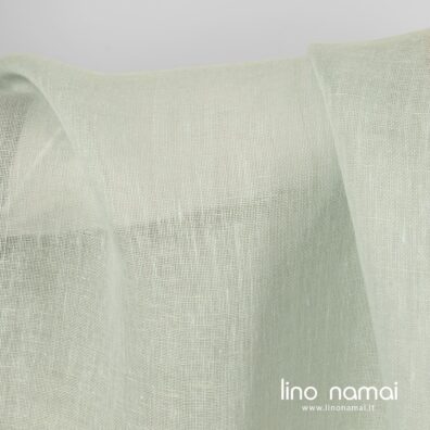 Mėtinės spalvos permatomas lino audinys