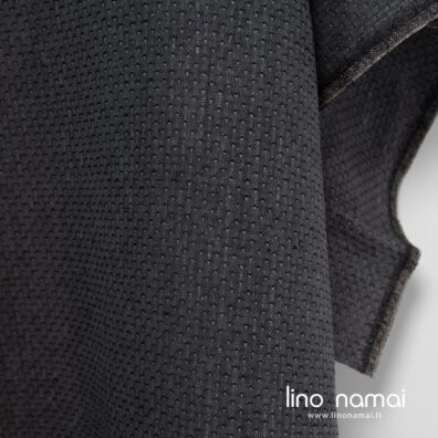 Raštuotas lino audinys iš pilkų ir juodų verpalų