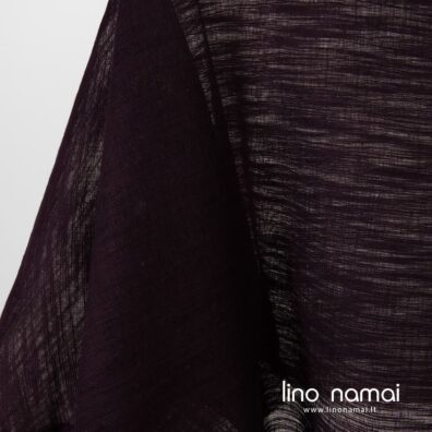 Tamsiai violetinis lino - medvilnės audinys su dryžiukais šalikams, užuolaidoms