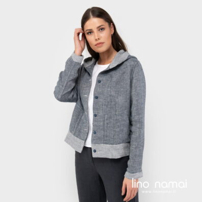 Trumpas lininis švarkelis su dryžuota apačia, rankogaliais ir gobtuvu