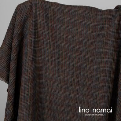 Puslininis margas „vaflinis“ skalbtas audinys