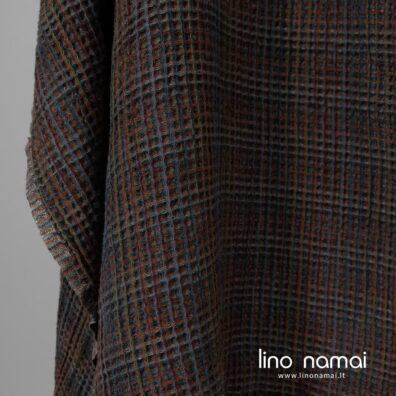 Minkštas, švelnus, specialiai skalbtas lino - medvilnės audinys „vafliniais“ langeliais