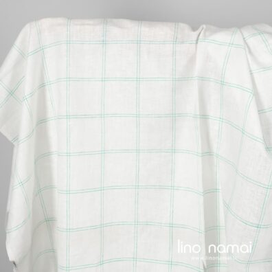 Lininis žaliai languotas audinys