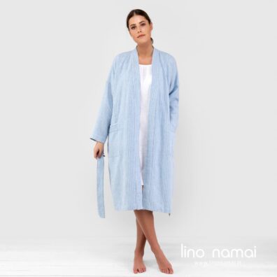 AIRA melsvas chalatas