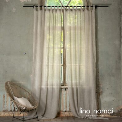 BOHEMIA šviesiai pilka lininė užuolaida su kabinimo kilpomis