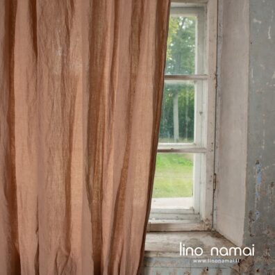 Plati ruda lininė užuolaida iš specialiu būdu skalbto audinio