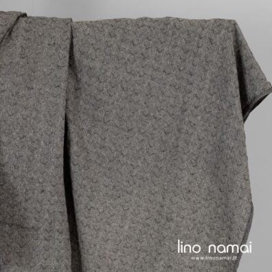 Lininis audinys juodas su rombais skalbtas