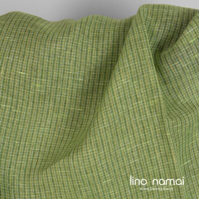 Lininis audinys permatomas žaliais langeliais šalikams, užuolaidoms siūti