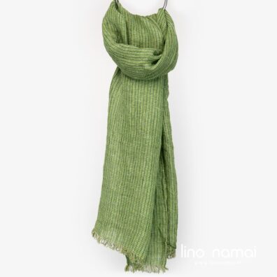 Lininis lengvas šalikėlis smulkiais žaliais langeliais