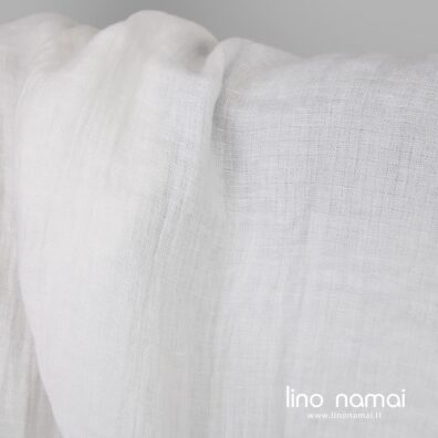 Baltas lininis audinys langeliais skalbtas drabužiams, šalikams, skaroms, lengviems pledams siūti