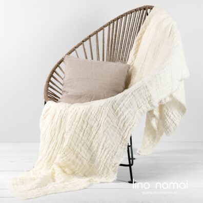 Lininis gelsvas pledas su kutais