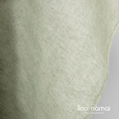 Lininis audinys žalsvas platus užuolaidoms, staltiesėms, antklodžių užvalkalams, drabužiams siūti