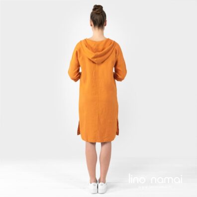 Lininė oranžinė suknelė su gobtuvu