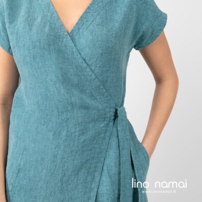 Lininė turkio spalvos suknelė trumpomis rankovėmis