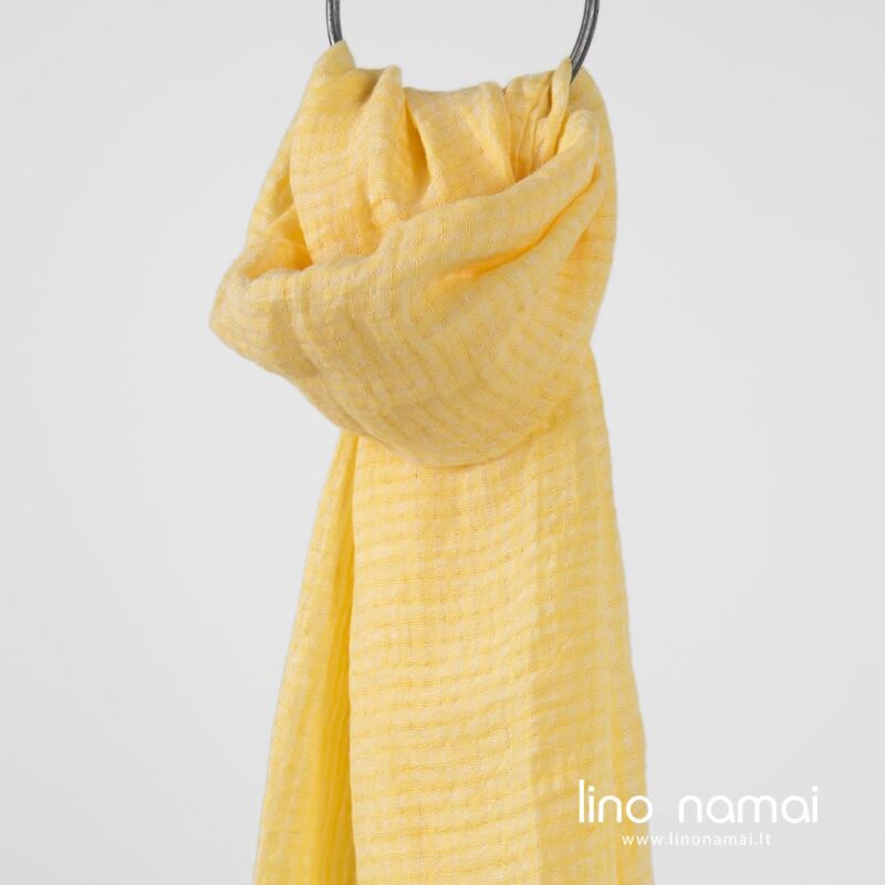 Lininis geltonas &scaron;alikas ažūriniais langeliais