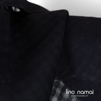 Juodas 100% lino audinys ažūriniais langeliais