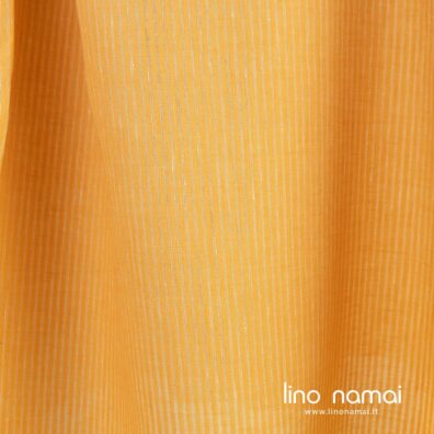 Lininis audinys ažūriniais dryžiais iš geltonų ir baltų verpalų