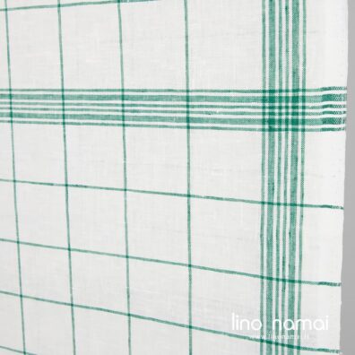 Lininis audinys žaliai-baltai languotas virtuvės rankšluostukams siūti