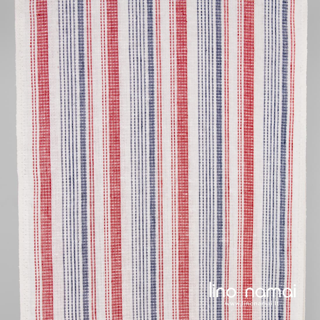 Lininis audinys rankšluostinis raudonais, mėlynais dryžiais