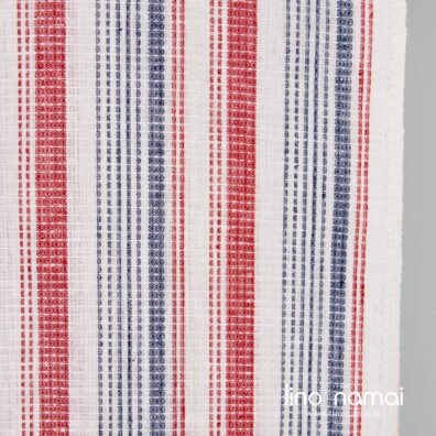 Lininis audinys rankšluostinis raudonais, mėlynais dryžiais ir „vafliniais“ langeliais