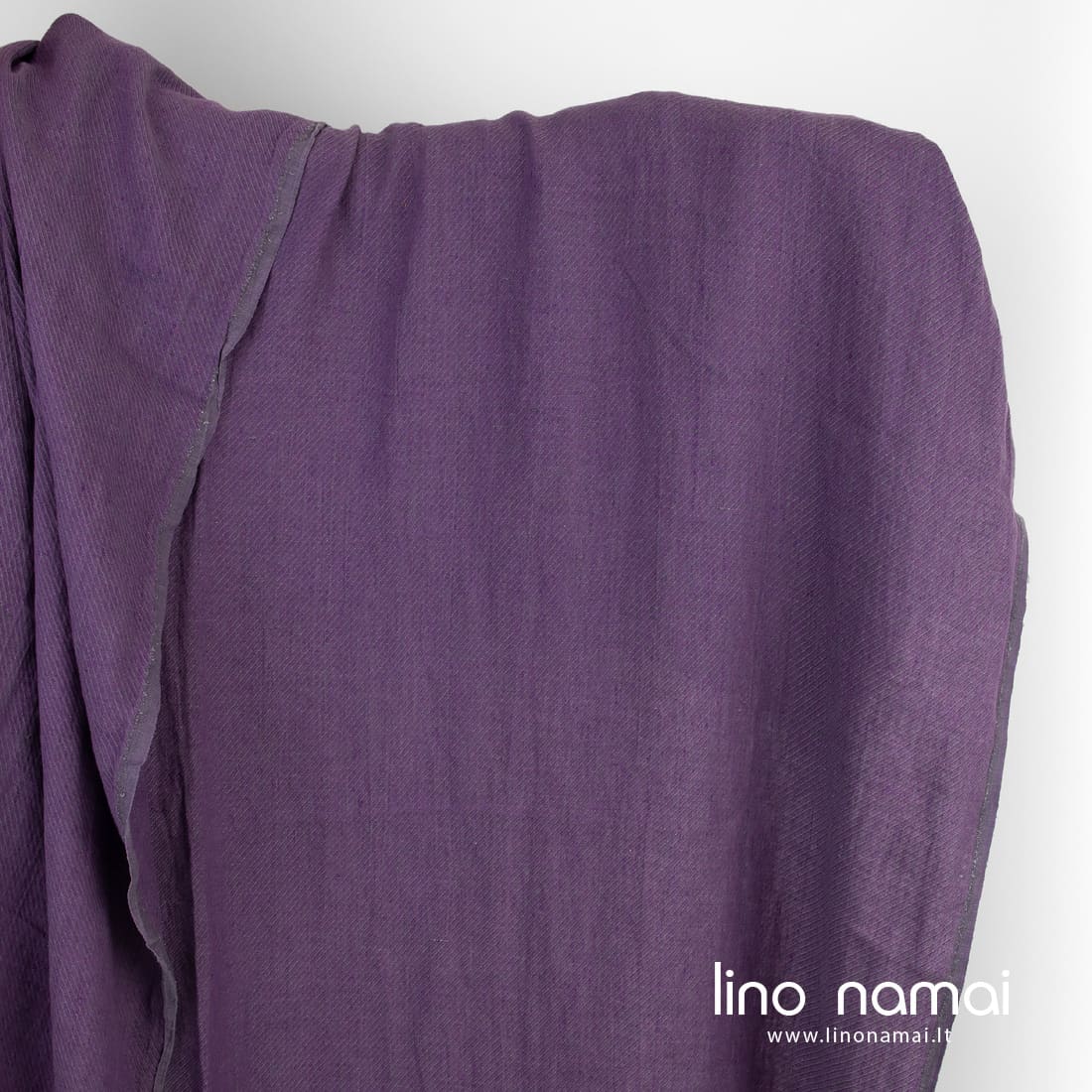 Lino audinys violetiniais dryžiais skalbtas