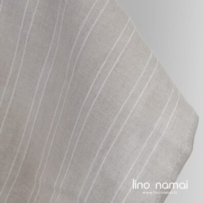 Lininis audinys natūralios spalvos su raštuotomis juostelėmis drabužiams ir namų tekstilei siūti