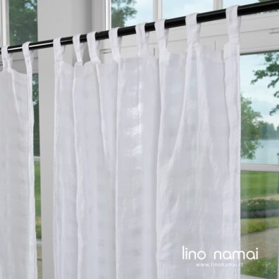 Lininė balta užuolaida su kabinimo kilpomis arba kanalu karnizui