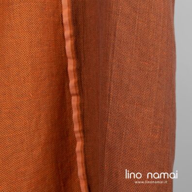 Puslininis audinys oranžinis raštuotas skalbtas tinka drabužiams, namų tekstilei siūti