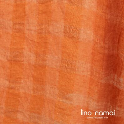 Lininis audinys oranžinis permatomas languotas skalbtas tinka lengviems drabužiams, užuolaidoms, šalikams, staltiesėms siūti