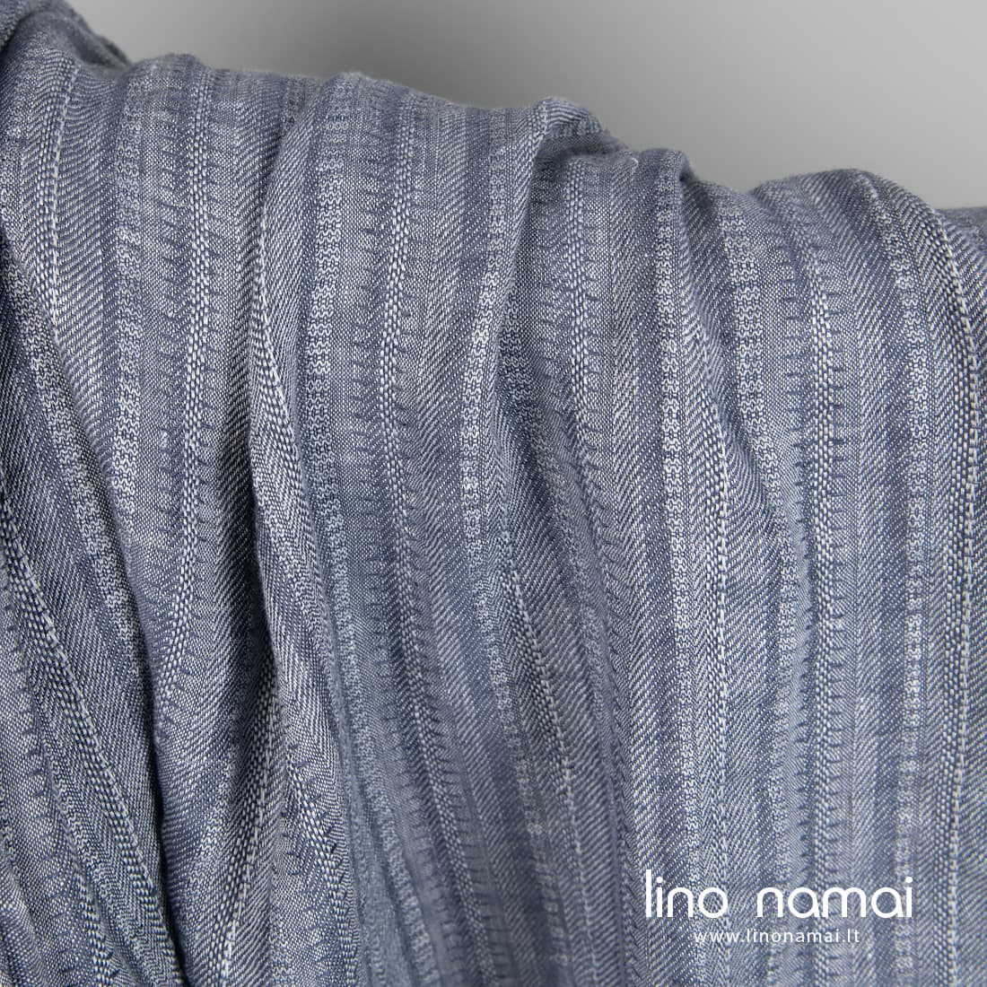 Lininis audinys raštuotas melsvai pilkas skalbtas minkštas švelnus