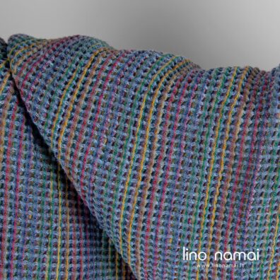 Puslininis audinys melsvas „vaflinis“ skalbtas tinka rankšluosčiams ir chalatams siūti