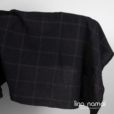 Puslininis audinys juodai-žaliai languotas platus skalbtas