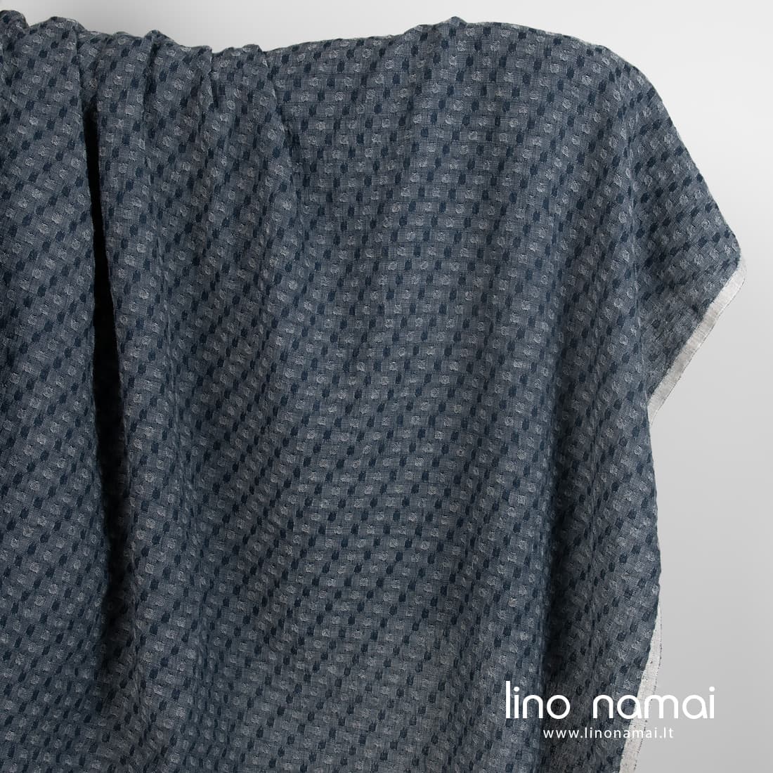 Lino-vilnos audinys mėlynai juodas raštuotas skalbtas