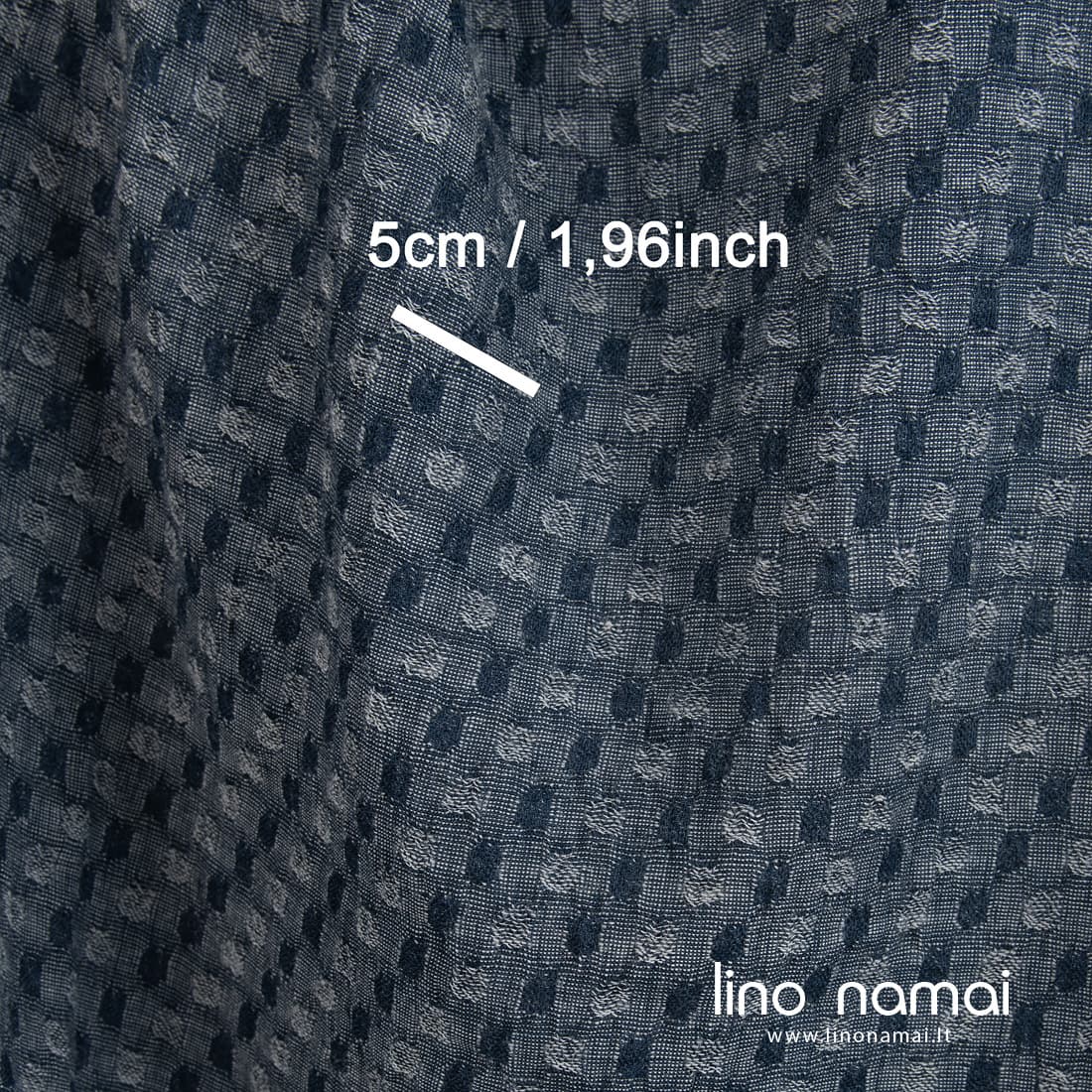 Lino-vilnos audinys burbuliukų raštu iš mėlynai juodų ir baltų verpalų