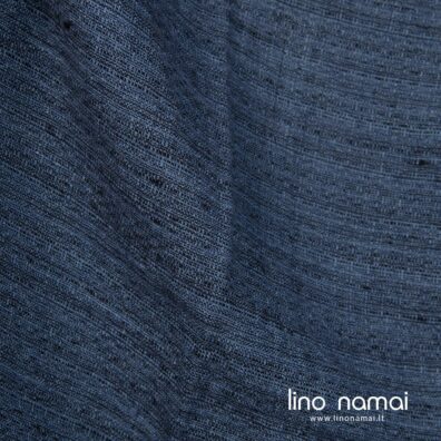 Lininis tvido audinys iš džinso mėlynumo ir juodų verpalų, specialiai skalbtas