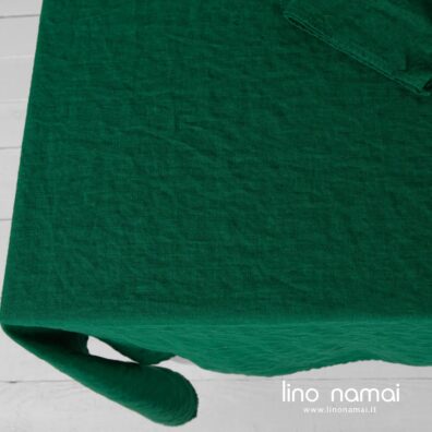 Lininė žalia staltiesė iš specialiai skalbto minkšto švelnaus audinio
