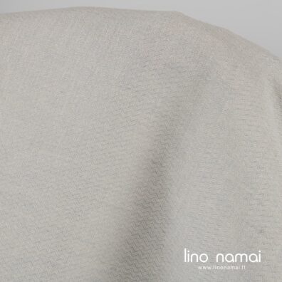 Puslininis audinys melsvai pilkas raštuotas tinka drabužiams ir namų tekstilei siūti