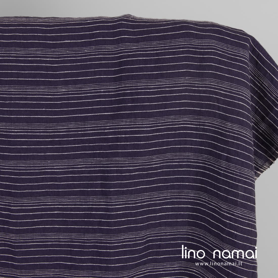 Lininis audinys dryžuotas tamsiai mėlynas skalbtas minkštas švelnus