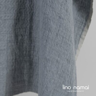 Lininis audinys melsvai pilkas zigzago raštu skalbtas minkštas švelnus