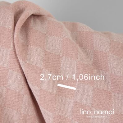 Lino - medvilnės audinys langeliais, austais iš dviejų atspalvių rožinių verpalų